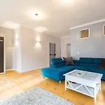 Apartamento Calcada Do Combro