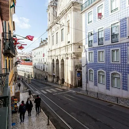 Calcada Do Combro Lissabon